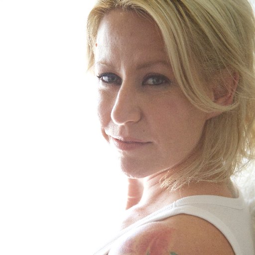 Founder @oviedooliveoil
Logophile. Fitness junky. Free range woman of moxie. Chef.