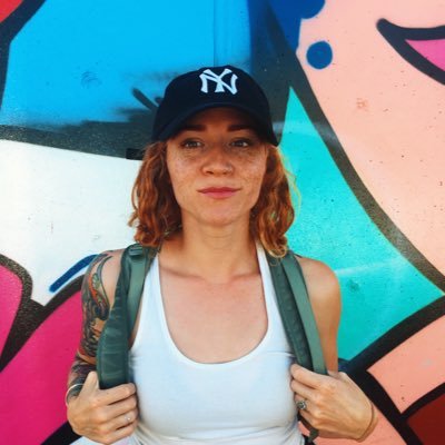 Graphic Designer & Illustrator | https://t.co/RheRsvVayb