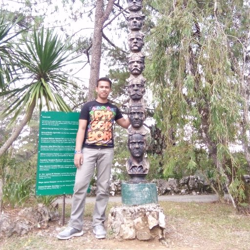 deohifarvajr's profile picture. 