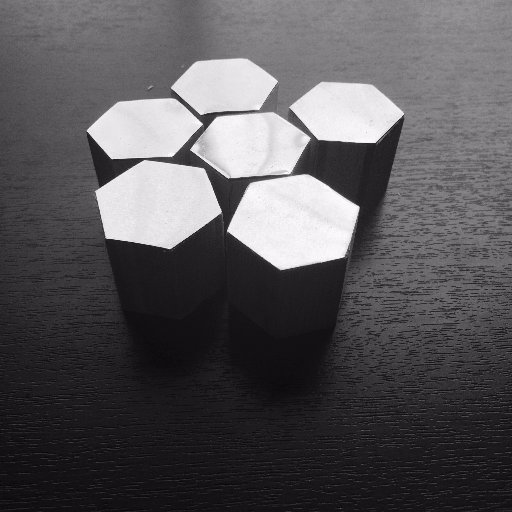 Five_case's profile picture. 特許取得した新たな発想設計で作る音響土台、#Polygona #ポリゴナ 特許取得し展開中！リファレンスボード、発売開始、貸出もしております。ご希望の方はDMでお知らせ下さい。https://t.co/Kn2ws1WSdz