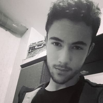 ALoveteri's profile picture. L'homme