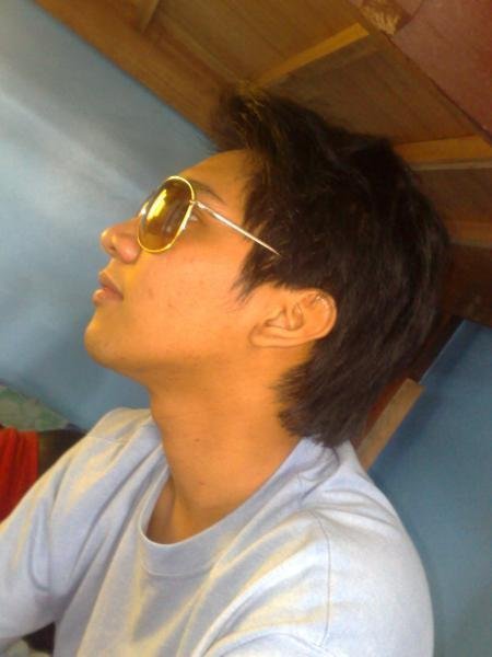 toti897's profile picture. Aiming for my dream PC.