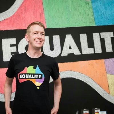 Doing my wee bit for equality at @Clifford_Chance @equalfuture2018 @yesequality2015 @AMEquality Leukaemia survivor (there are lots of us now!!) sé nó siad
