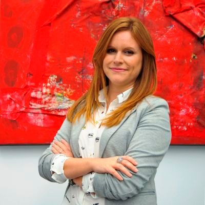 Joven profesional de los RRHH, el Protocolo y la organización de eventos