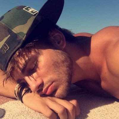 julianerpg_'s profile picture. 