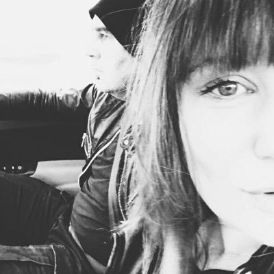 Liensbox's profile picture. | auteur affiliate marketing boek | e y e s  😘