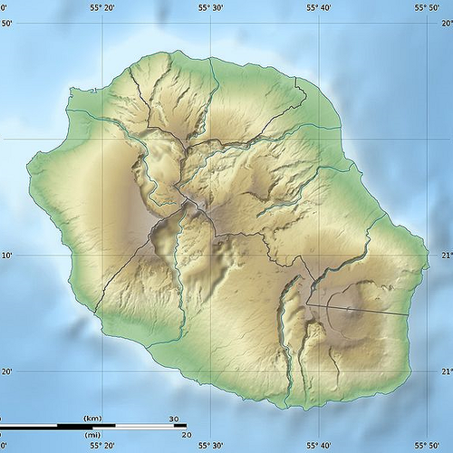 Compte TwitterX suivant les actualités de l'Île de la Réunion, des îles soeurs et co-créateur du tag #tw974