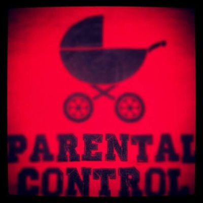 parentalcontro's profile picture. Grupo de madres de 30+ que sacan tiempo para bailar y demostrar que nunca es tarde para menear el cuerpo