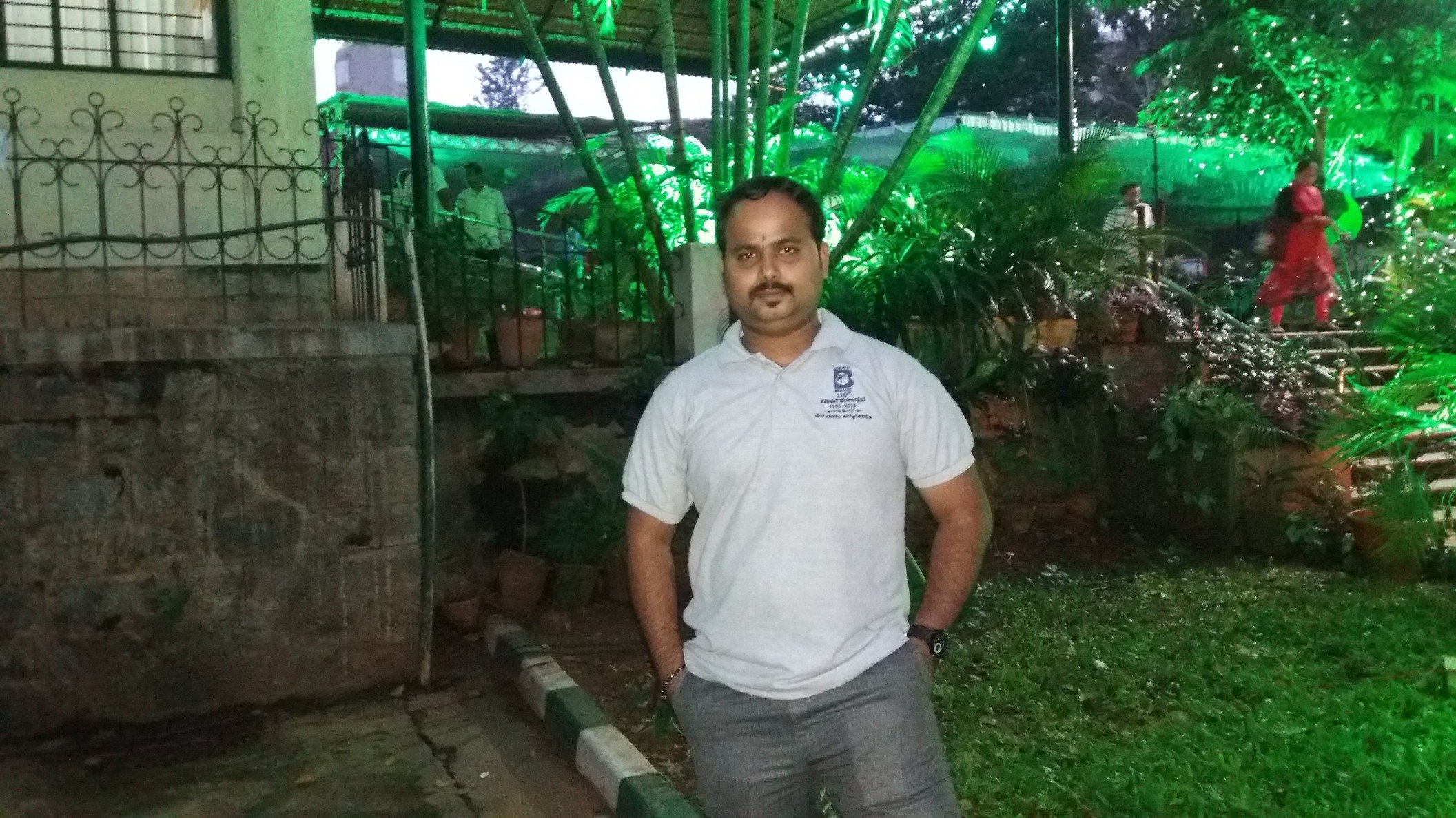 Lokeshr15020722's profile picture. 