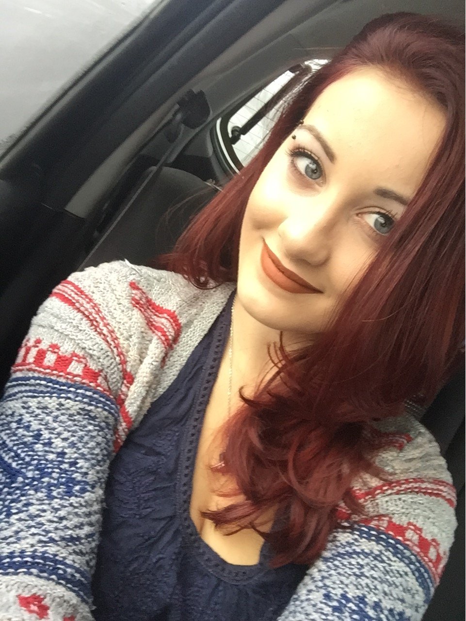 Juliareid2315's profile picture. no freedom until we're equal