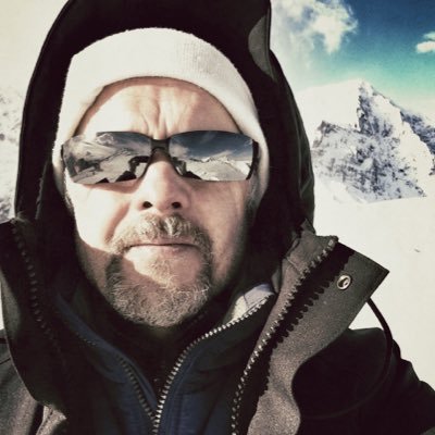 GrabkaThomas's profile picture. Photojournalist, VJ - auf Vimeo: https://t.co/A2mzBxwjbs