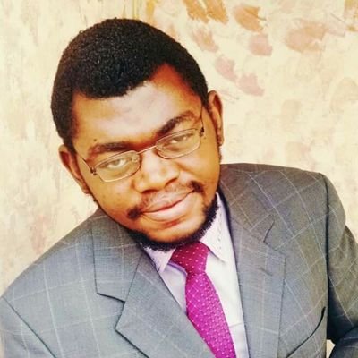 Biologiste médical, Secrétaire Général Académique & Conseiller Principal du Parlement des Jeunes de la RDC (Kinshasa)