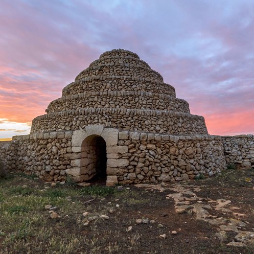 Amics de Punta Nati, defensam un paissatge únic que és Punta Nati a Menorca. Volem la declaració de BIC (Bé Interés Cultural)
