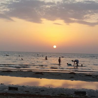 f2a12fd972ed4eb's profile picture. 