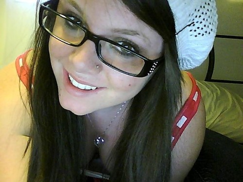 age: 15.
height: 5'4
eyecolour: browneyorange.
outgoing, fun, spunky, friendly, caring, bubbly, respectful, down to earth :)