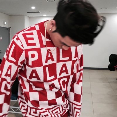 readykfc's profile picture. j'suis drôle qu'une semaine sur deux