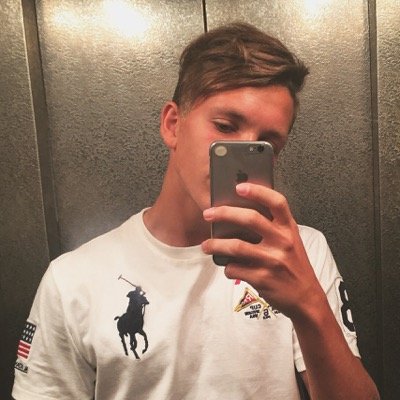 MVRKENROY's profile picture. 