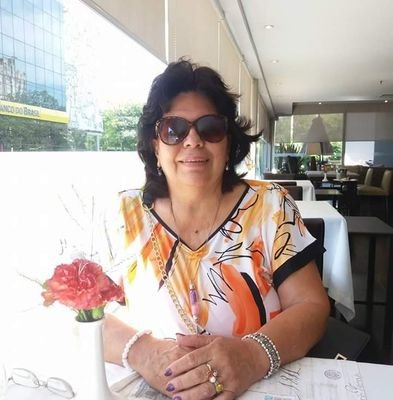 Jubilada y feliz! 😊 Me encanta 🍳 cocinar y cuidar mis 🌿 🌸 🌱🌹🌺🌻🍀💕