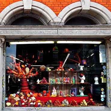 Arts, Crafts, Fabrics, Millinery, Wool & more! Everything for crafting in Ireland's favourite craft store! Open 7 days. 3 Bridge Street Cork #vibescraft