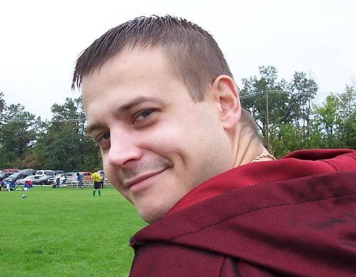 Father, Internet Marketer, eBayer, Home Business Entrepreneur, Electrician, Web Designer who loves Joomla!