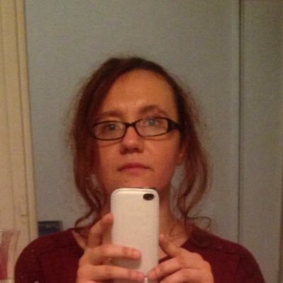 DidineValentine's profile picture. Indofan et Potterhead! Passionnée d'Histoire. Des chansons plein la tête, surtout celles d'Indochine. Enseignante en maternelle. 30 ans. ⚠️ Pas de rencontres ⚠️