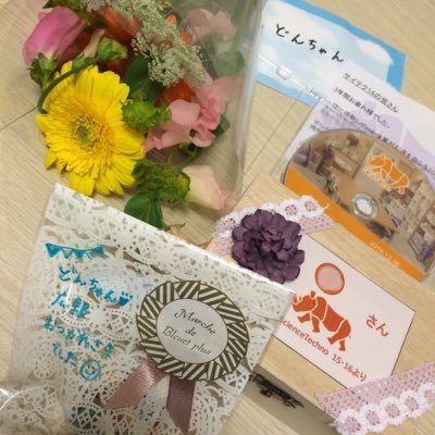 donburi_tabenai's profile picture. 元サイテク。14広報。液晶→ふりこねた(ふりこ小ネタ)→ふりこうさく(ふりこ工作)→LED→繊維 →たね。パタパタぞうさんと機織り機をありがとう