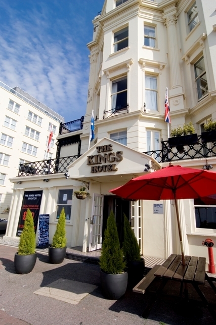 Located on Seafront, 90 bedrooms, bar, restaurant, functions rooms