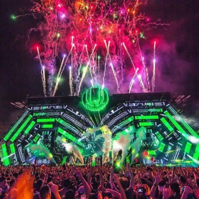 ELECTRICVIBES17's profile picture. Spreading only the best Electronic Music Vibes! DM Videos and tracks to be reposted! #EDM #ElectricVibes