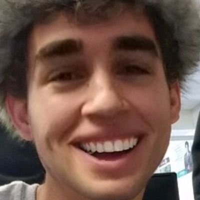 the_mad_hattre's profile picture. 100% of people who own smart cars die. -Harvard university