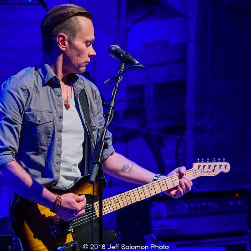 ChrisRattie's profile picture. Raucous #rockandroll rooted in the rhythms of #americana.  
New album 'Porch' available-https://t.co/aWLgNmxqmg
Contact: Chrisrattiemusic@gmail.com