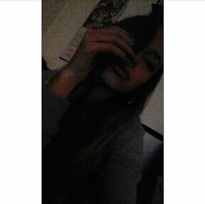 pilar_rb07's profile picture. Serás un estúpido solo si tu decides serlo.
