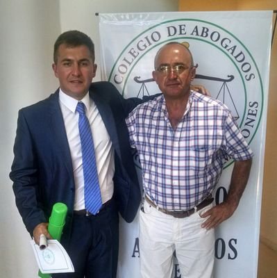 Abogado (UCSF).
Notario (UCSF).
Profesor Auxiliar de Sucesiones (UCSF)
Productor Yerbatero. #Mante - C.A.B.J. - Toyotero mal - Amante de las carreras cuadreras