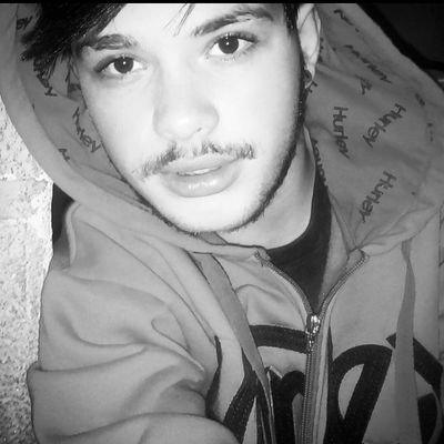 jvoliveira9654's profile picture. Sou o reflexo de todas as experiências que já passei e não preciso que ninguém seja igual a mim, mas que me complete com aquilo que nunca vivi.