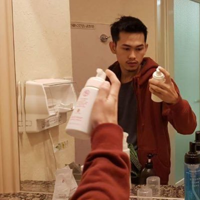 oakron55's profile picture. 