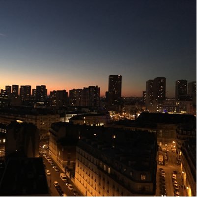 CaliHerault's profile picture. Prof/Geek/Paris