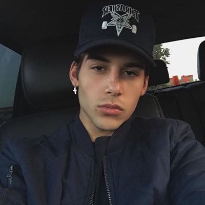 rpavecethan's profile picture. Noe mon homme