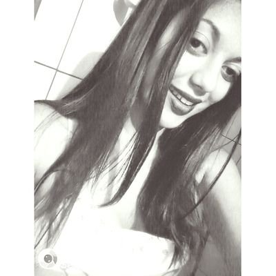 leticia0098's profile picture. Snapchat: lee2129 👻