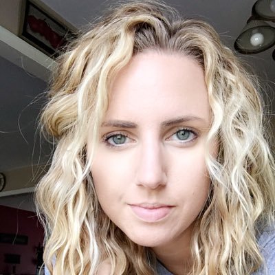 JennCharlotte's profile picture. Desert Lover : Poodle Mama : Boy Mama : Former Teacher : Pizza Lover