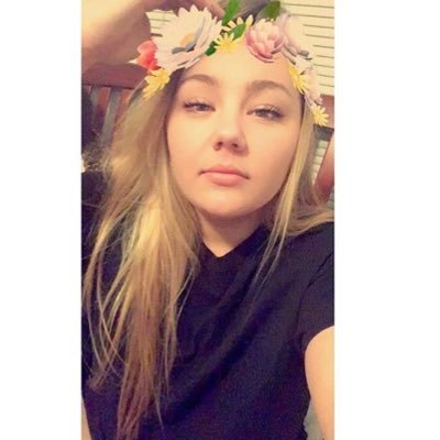 savannaneuhaus's profile picture. 