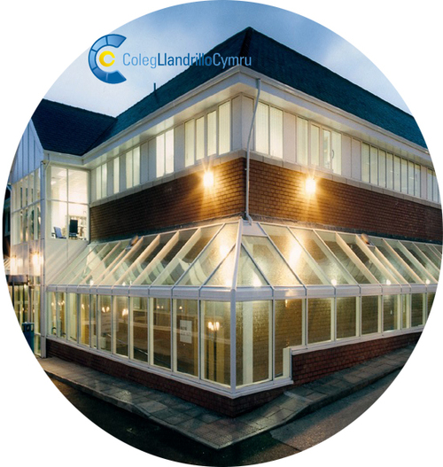 Llyfrgelloedd Coleg Llandrillo Rhos libraries - Bodnant a UCCL. Achredwyd CILIP accredited. Oriau Tymor https://t.co/jKyTduqZTx Oriau Nadolig https://t.co/S0B5P
