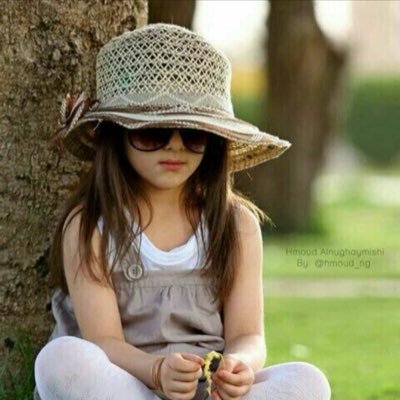 Hillma3r's profile picture. مزاجي عنيد لااتصنع أي شعور أحب الصراحة بكل شي:£ لا أومن بثقافة الانتقام##ولكن أومن بمبدأ كما تدين تدان❤❤