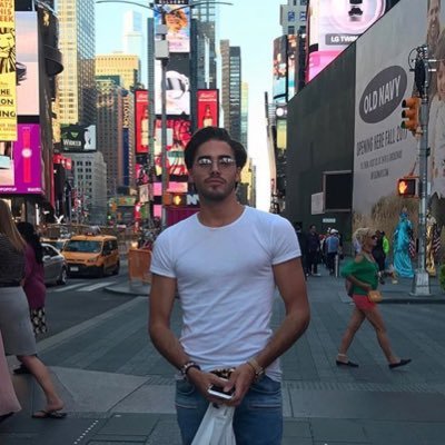 fedeericozz's profile picture. libre de tout