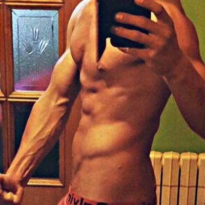 MarKis0nfire's profile picture. Jugador de League Of legends Diamante. CSGO Global Elite. Faceit NVL 10 IFBB Mens Fitnnes 🏋🏻💪🏻 Asturias