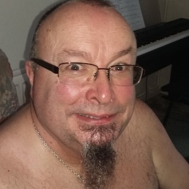 What to write ? just a typical bloke, trying to do his best in this world. So i have loves, some hurts, some joy and loads of pain.