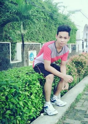 aryan_thobii's profile picture. tetap bertahan, tdk pindah k lain hati