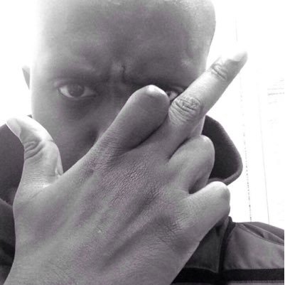 Paris - London - Dakar CREATIVITY FREAK 👹 SPREAD LOVE 🙏🏿 MERAKI 💭👣📝 World citizen 🌍 https://t.co/lY0rbOKFY3