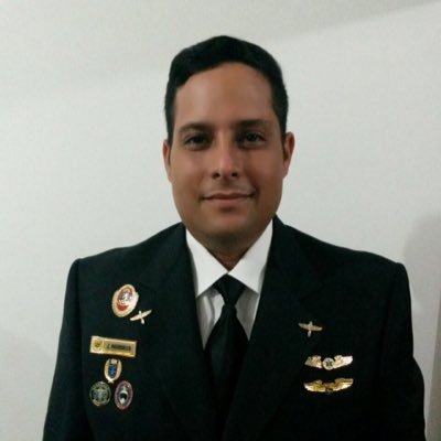 Ing. en Petróleo, Militar (MAYOR), Magister en Seguridad y Defensa de la Nación( IAEDEN ) Piloto Aviador Militar / Comercial de Helicóptero