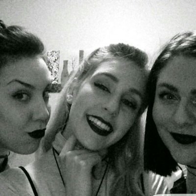 emleeskaidra's profile picture. 20 // coffee junkee ☕