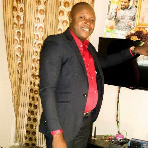 giftajiri's profile picture. Life is a stage