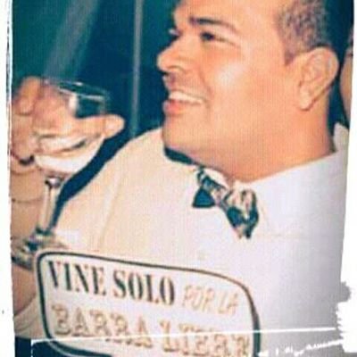 La belleza que atrae rara vez coincide con la belleza que enamora.